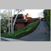 Sturges House (1939), Los Angeles, California, photo Bobak Ha'Eri, Wikipedia.jpg